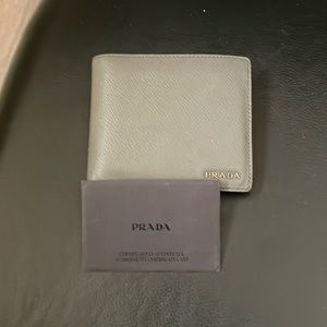 PRADA 2MO738 Men's Bifold Wallet with Coin Purse VIT.MICRO GRAIN MERCURIO+NERO
